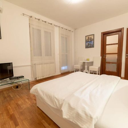 Apartment Royal City Белград Экстерьер фото